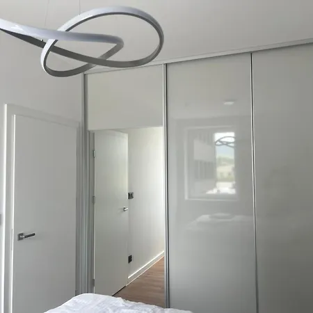 Ambiente Apartment *